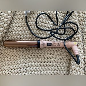 L'ANGE HAIR Ondulé Titanium Curling Wand 32 mm barrel
